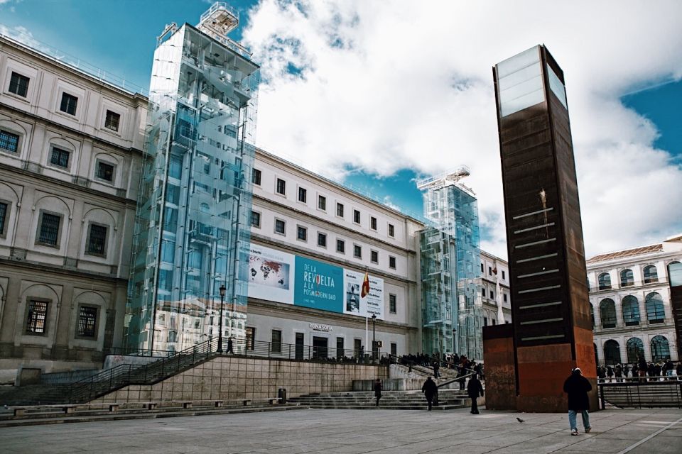 Madrid: Reina Sofia Museum Skip-the-Line Guided Museum Tour - Key Points