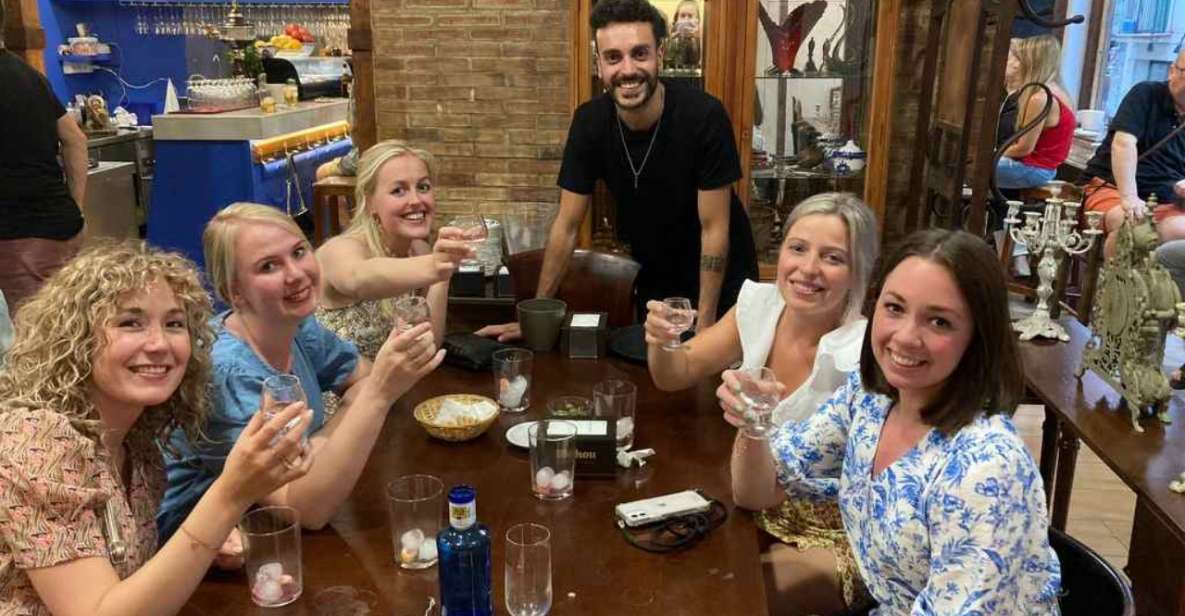 Malaga: Wine and Tapas Tour With Tastings and Drinks - Key Points