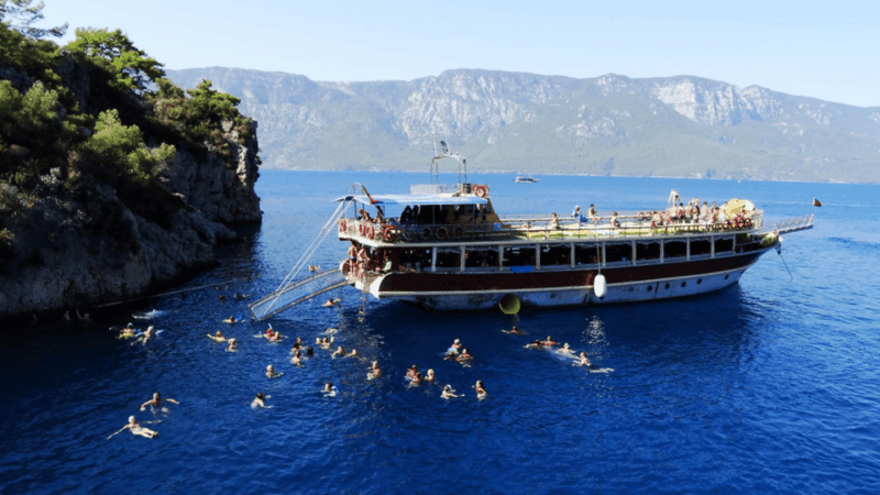 Marmaris Cleopatra Island Boat Tour With Lunch & Soft Drinks - Key Points