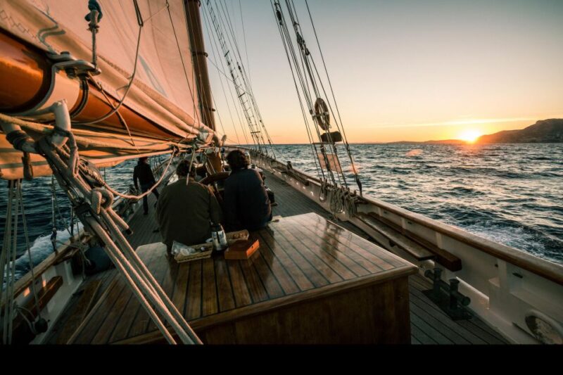 Marseille: Sunset Sailing Cruise With Dinner and Drinks - Key Points