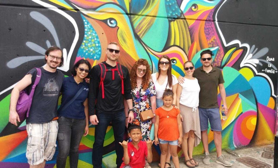 Medellín: Comuna 13 District Tour With Cable Car Ride - Key Points