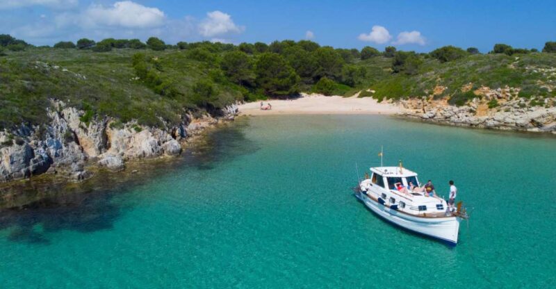 Menorca: Llaut Boat Cruise With Local Appetizers - Key Points