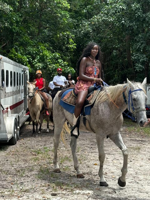 Miami: Horseback Riding in South Beach - Key Points