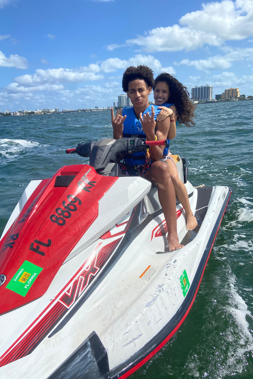 Miami: Jet Ski Adventure With Complimentary Speed Boat Ride - Key Points