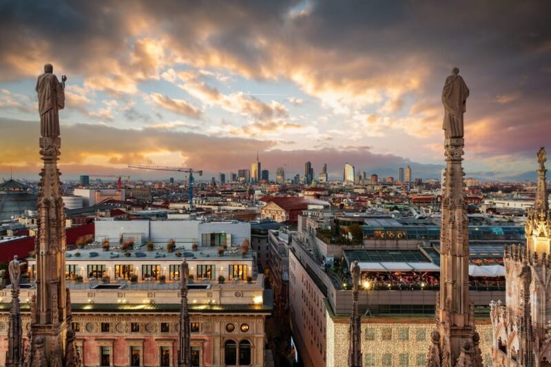 Milan: Duomo & Terraces Ticket by Elevator & In-App Tour - Key Points