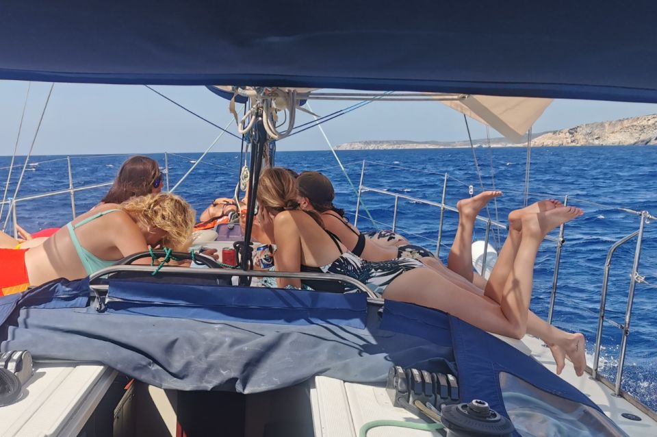 Milos: Full-Day Sailboat Cruise With Food and Open Bar - Key Points