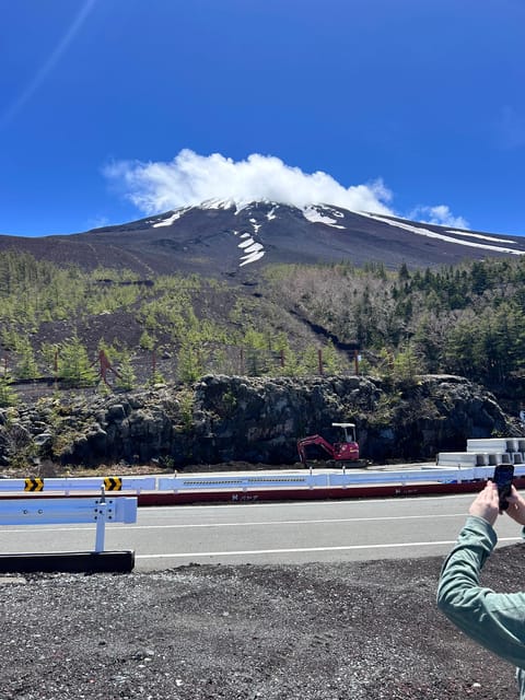 Mount Fuji One Day Private Tour by Car With English Driver - Key Points