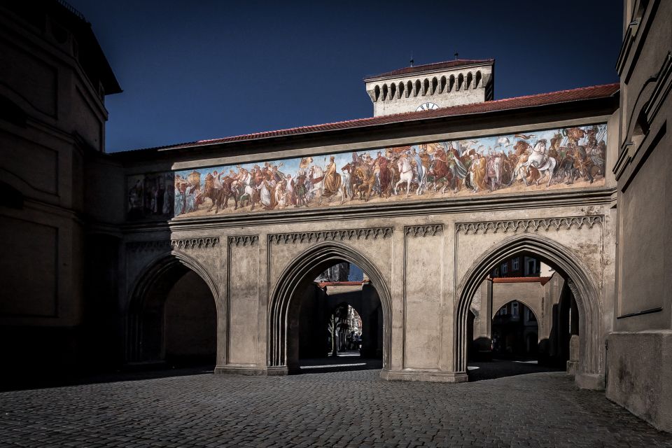 Munich: Discover Places of Power Tour - Key Points