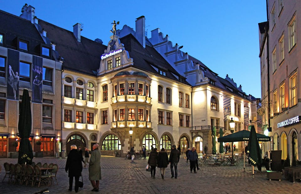 Munich: Food Tour Beer - 3 Small Beers & Snack Platter in GERMAN - Key Points