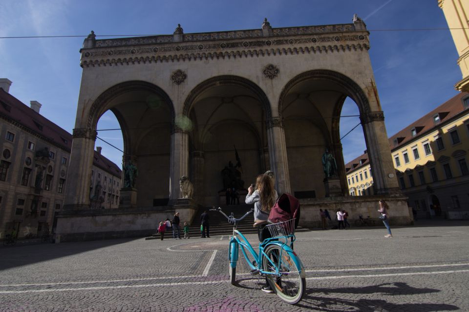 Munich: Guided City Tour by Bike - Key Points