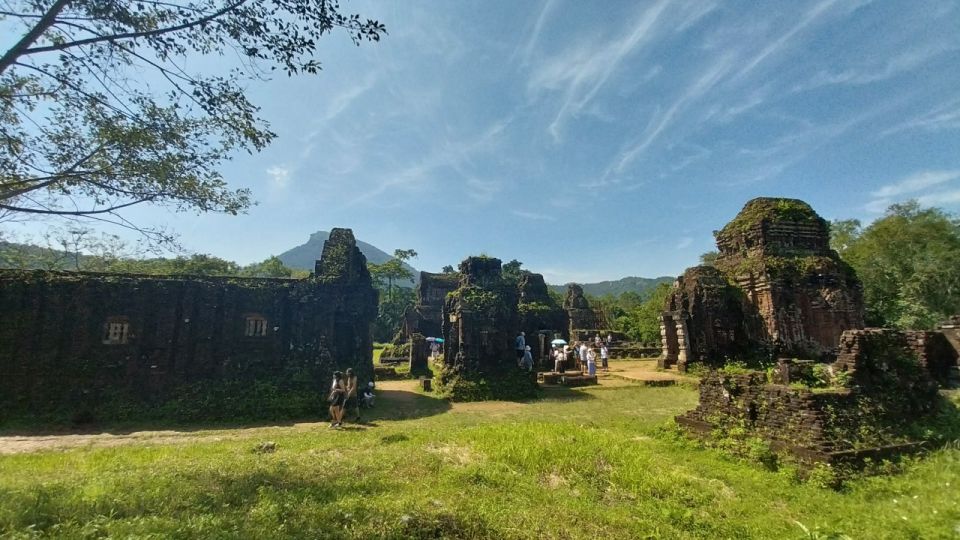 My Son Sanctuary Early Morning Private Tour With Breakfast - Tour Highlights