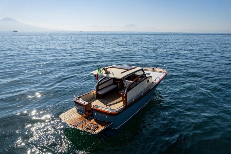Naples Paradise Boat Tour-Shared Tour for Upto Max 12 People - Key Points