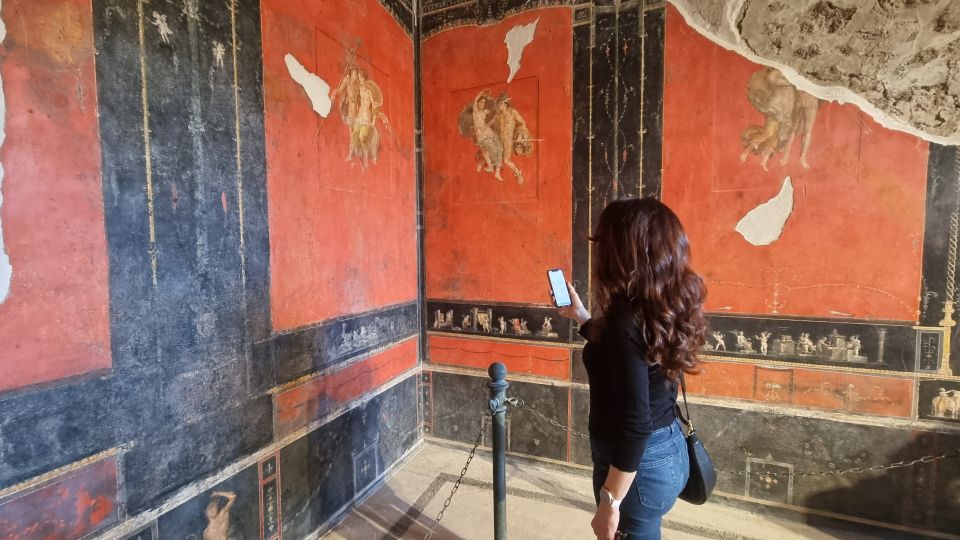 Naples: Pompeii Self Guided Audio Tour - Key Points