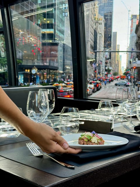 New York : Bustronome Gourmet Diner Tour - Key Points