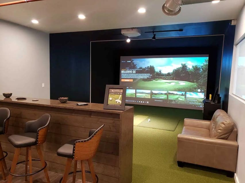 New York City: VR Golf Experience With Pizza and Beer - Key Points