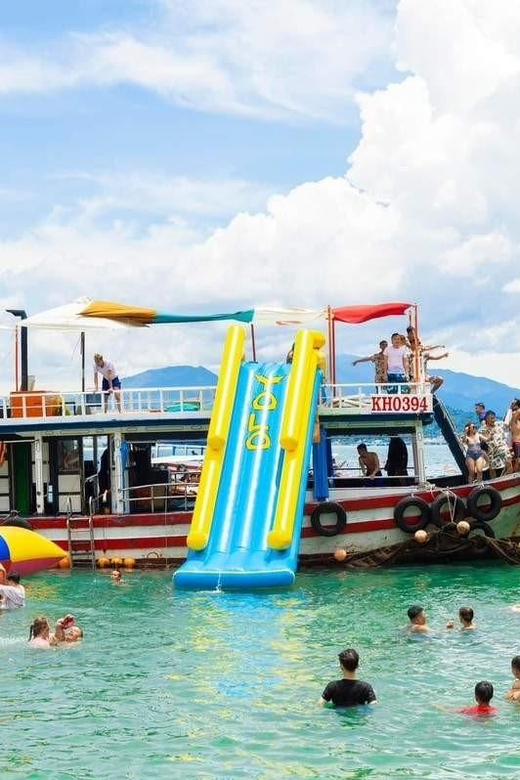 NHA TRANG ISLAND - FLOATING BAR BOAT PARTY - Key Points