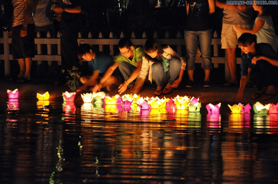 Night Boat Trip and Floating Lantern on Hoai River Hoi An - Inclusions of the Trip