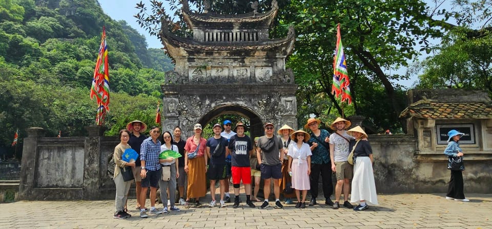 Ninh Binh Daily Tour (Hoa Lu-Trang An-Mua Cave-Cycling) - Key Points