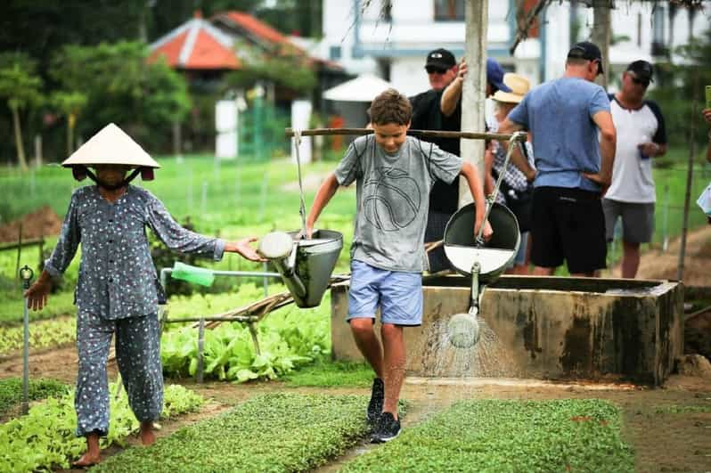 NON-TOURISTY HOI AN CRAFT VILLAGES TOUR WITH BIKING - Key Points