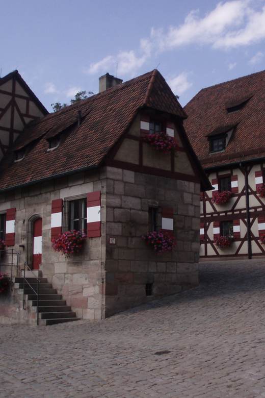 Nuremberg: Guided BYO Bike Tour - Key Points