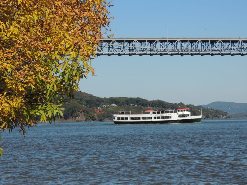 NYC: Bear Mountain Fall Foliage Cruise Skip-The-Box-Office - Key Points