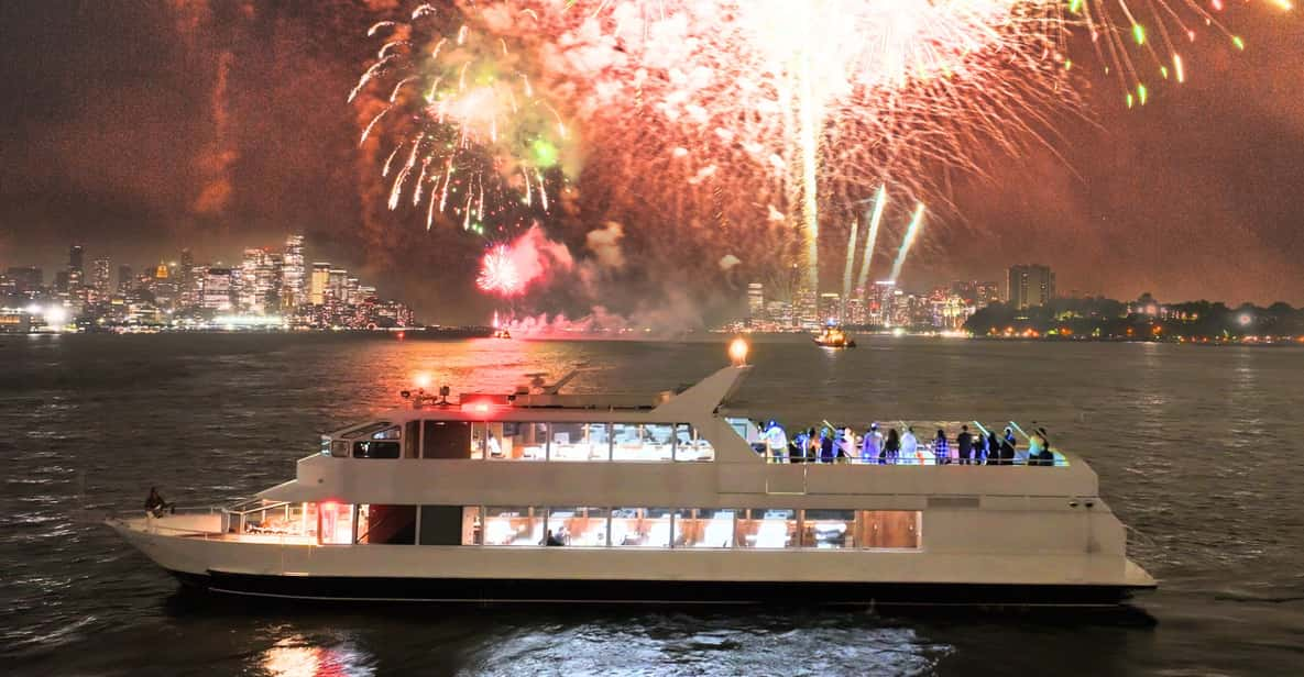 Nyc: New Years Eve Dinner Cruise With Music and Open Bar - Key Points