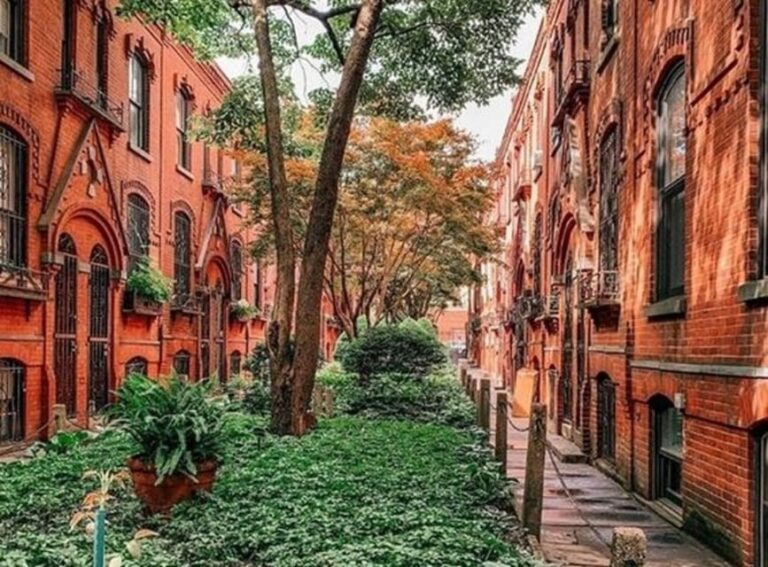 NYC: Soho, Little Italy and Chinatown Private Walking Tour