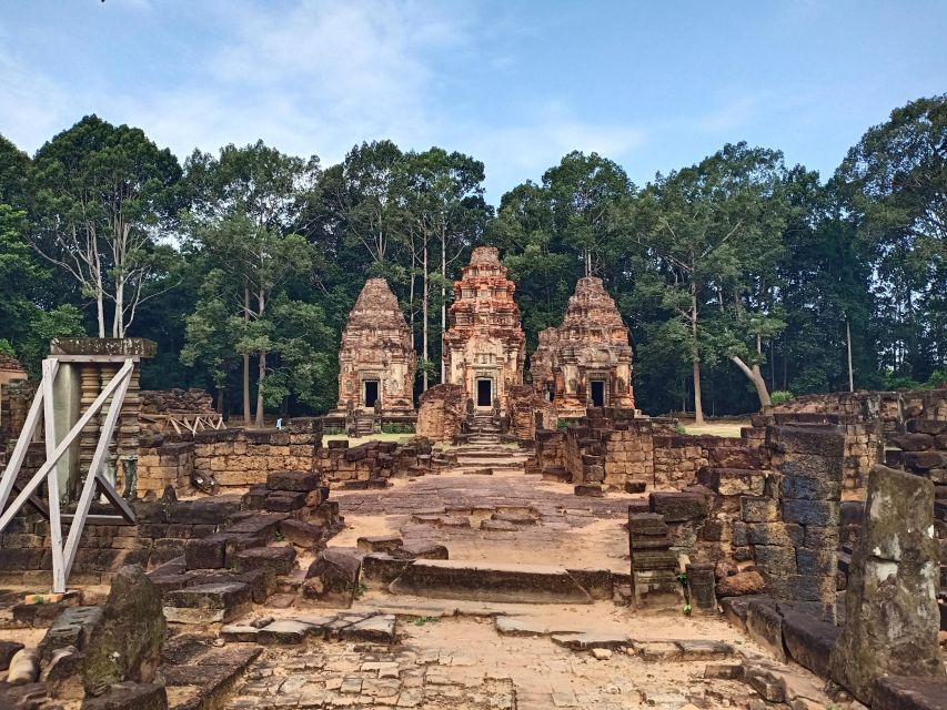 One Day Tour To Banteay Srei, Beng Mealea and Rolous Group - Good To Know