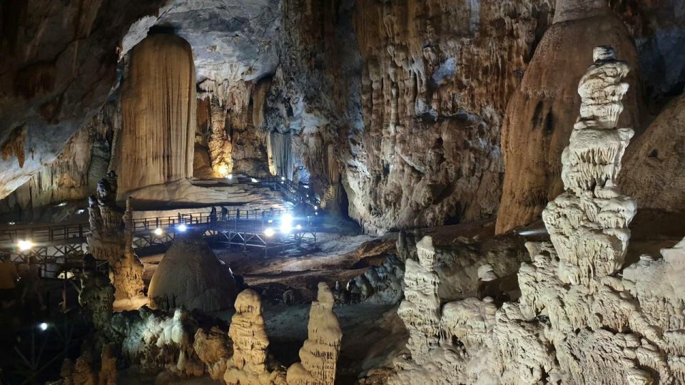 One Night Villas and Cave Tour - Paradise Cave - Dark Cave - Key Points