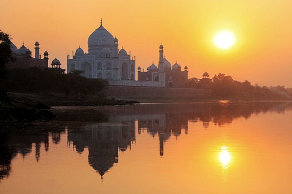 One-Way Transfer From Delhi To Agra Or (Agra To Jaipur ) - Key Points