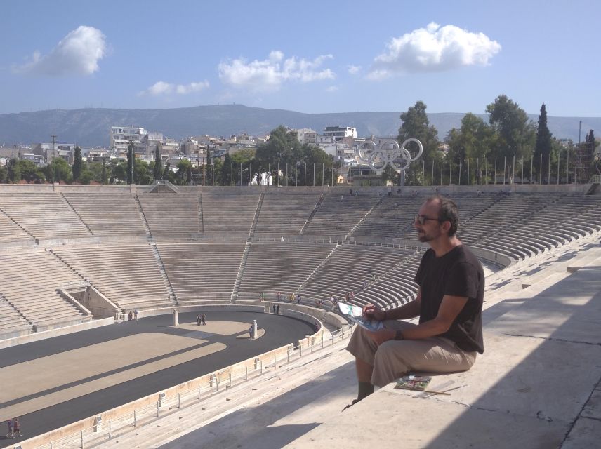 Outdoor Drawing Class in the Old Center of Athens - Key Points