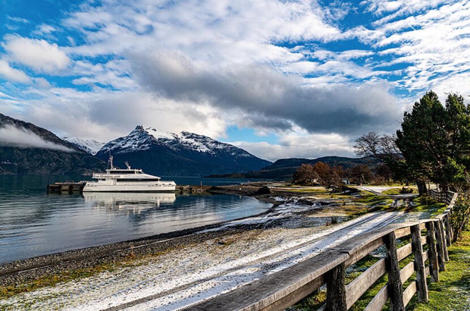 P. Natales: Balmaceda & Serrano Glaciers With Lunch & Whisky - Key Points