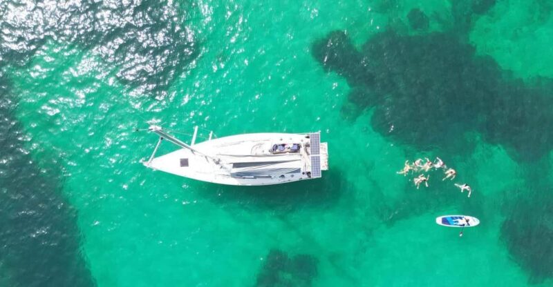 Palma Bay: Sailing Boat Tour With Mallorcan Tapas & Drinks - Key Points