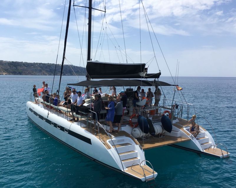 Palma De Mallorca: Catamaran Tour With Barbecue and Drinks - Key Points