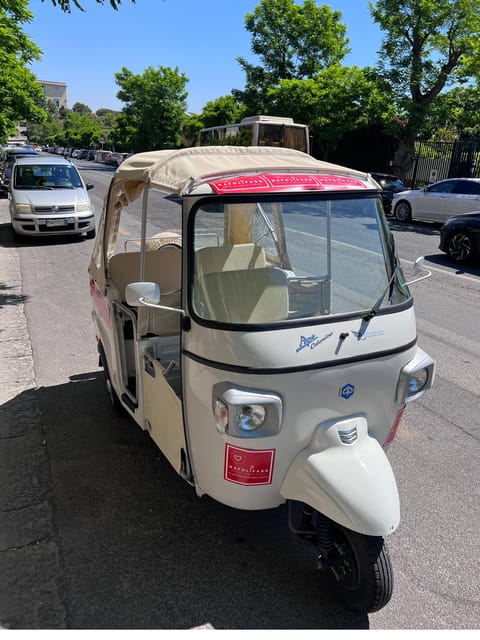 Panoramic Tour of Naples With Tuk Tuk by Napolipass.Com - Key Points