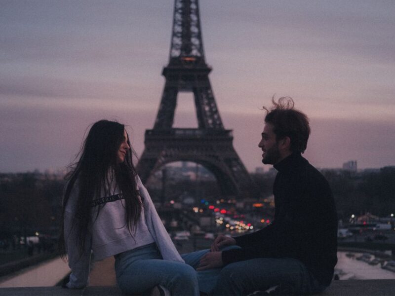 Paris: 1-Hour Parisian Photography Session With a Pro - Key Points