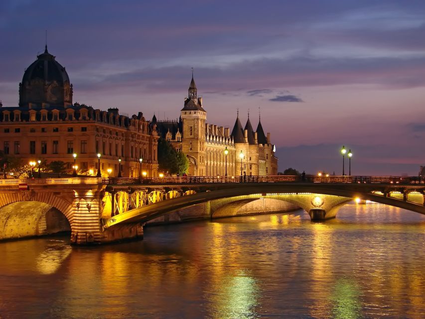 Paris: 3-Course-Dinner Cruise on the Seine River - Key Points