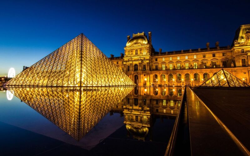 Paris By Night: 3-Hour Guided Bike Tour - Key Points