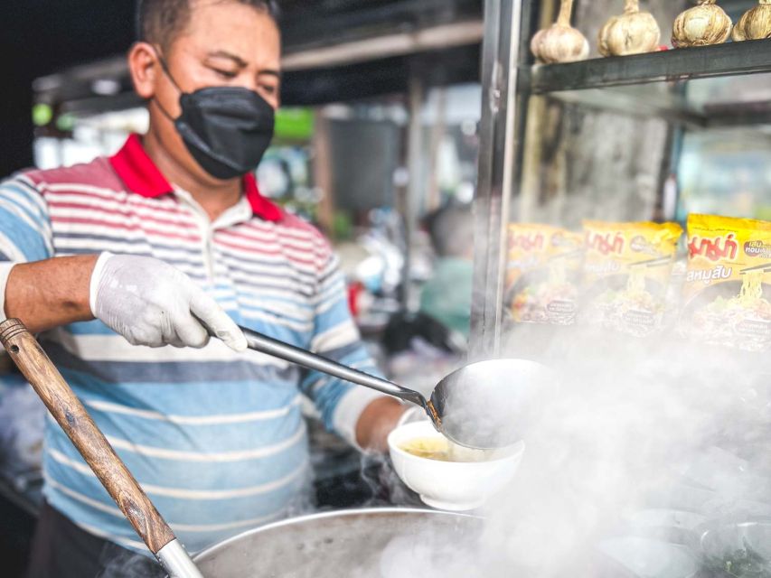 Phnom Penh: Morning Market & Guided Breakfast Tour by Tuktuk - Good To Know