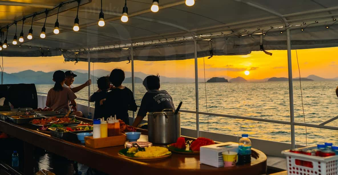 Phuket: Sunset Seafood Dinner Cruise In Phang Nga Bay - Key Points