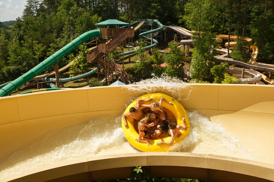 Pigeon Forge: Dollywoods Splash Country Entry Ticket - Key Points