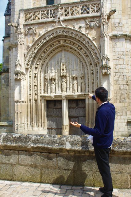 Poitiers: Discover All the Citys Heritage in a Walking Tour - Key Points