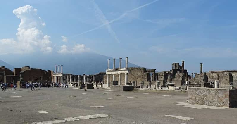 Pompeii & Mount Vesuvius Experience! - Key Points