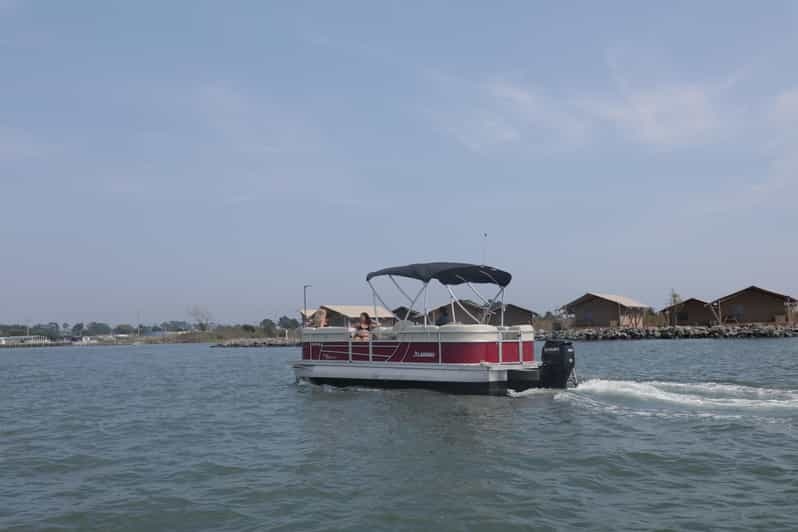 Pontoon Boat Rental in Chincoteague Island, VA - Key Points