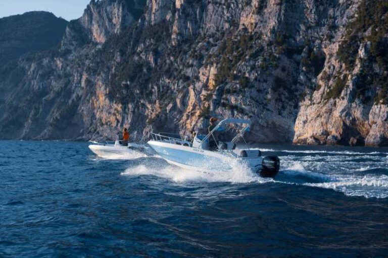 Portovenere: Motorboat Rental With Shower and Stereo