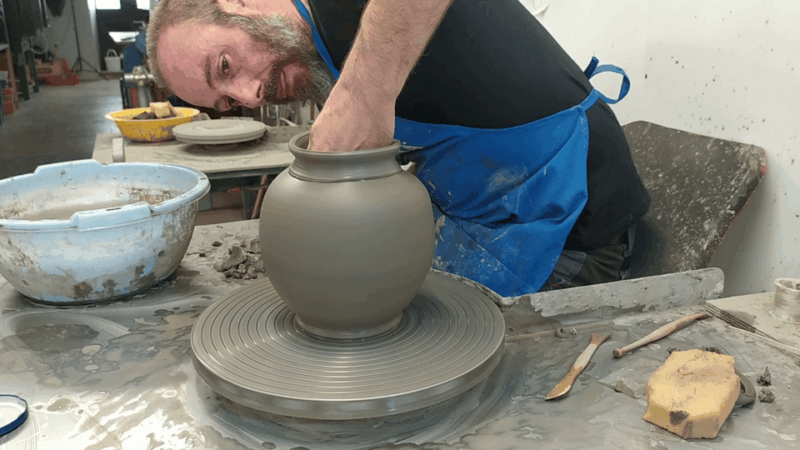 Pottery Wheel Workshop in Mugello, Tuscany. - Key Points
