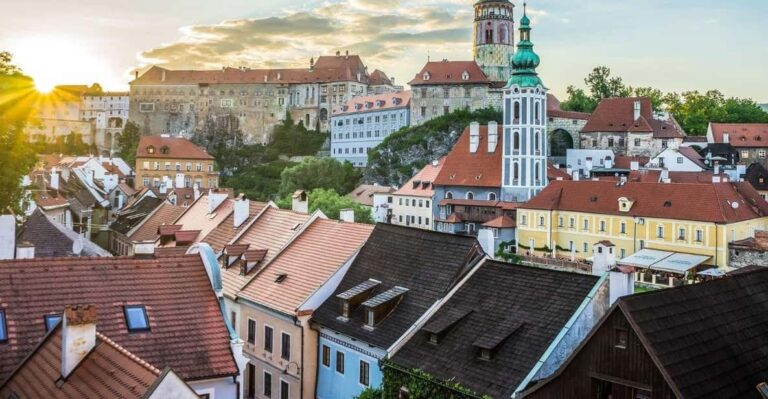 Prague: Transfer to Vienna via Fabulous Cesky Krumlov