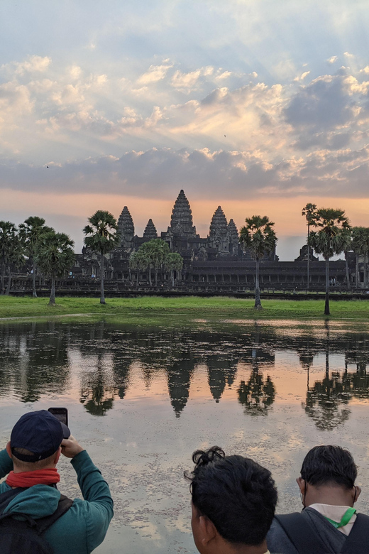 Private Angkor Wat Sunrise Small Tour by Tuk Tuk - Good To Know