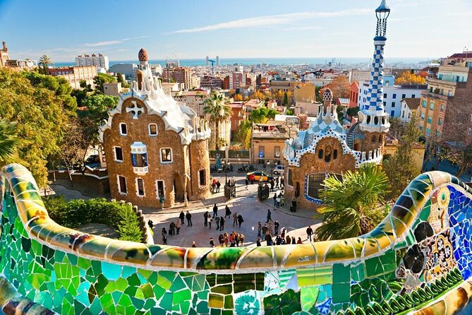 Private Barcelona and Park Güell Tour With Hotel Pick-Up - Good To Know