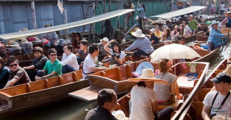 Private Charter Bkk to Floating Mk+1Hr Motorboat Experience